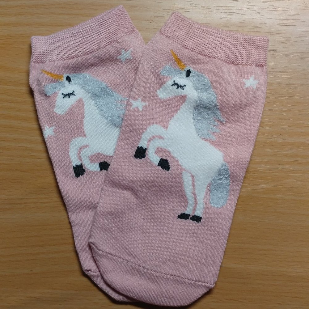 💖5/$25💖 NWOT Kawaii Unicorn Socks Size 5 - 7